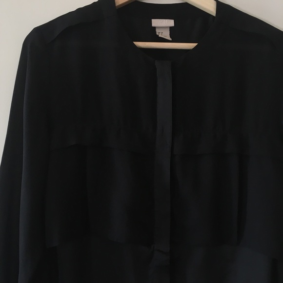 CLOSET CLEAR OUT - sophisticated black georgette and satin oversized shirt - Picture 3 of 10